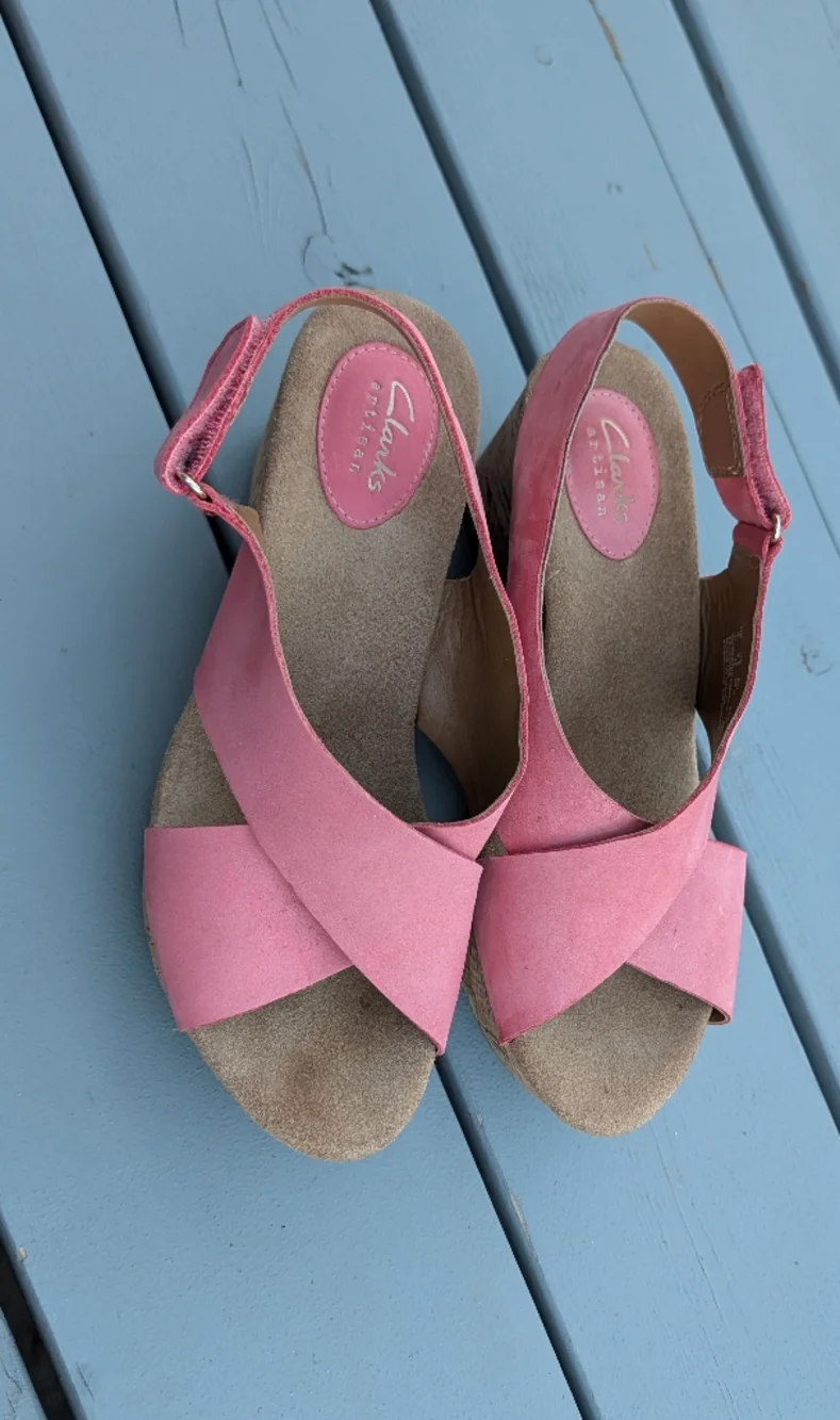 Clarks Women’s Pink Slingback SandaL Sz 8.5